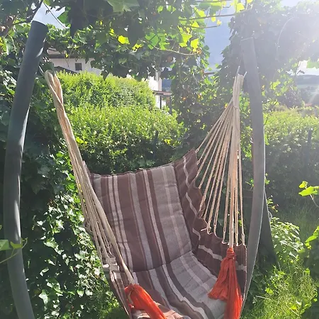 Ernies Gartentraum Appartement *
